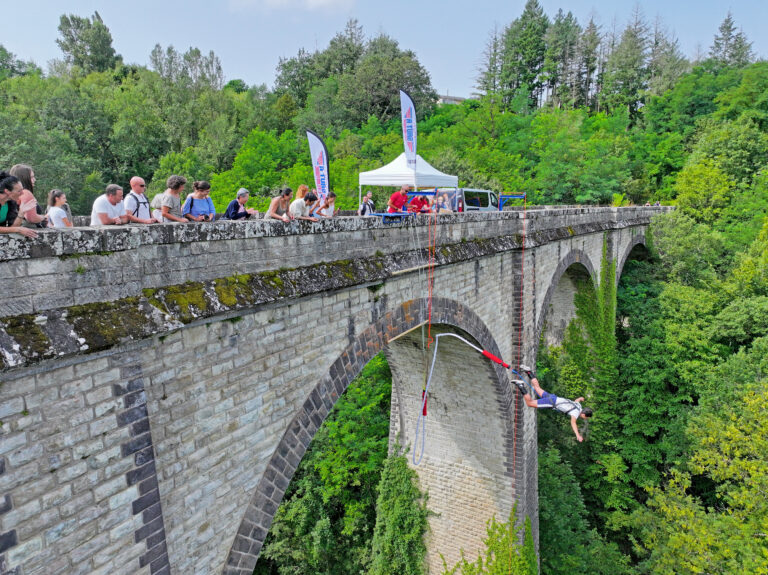 Saut à l'élastique occitanie