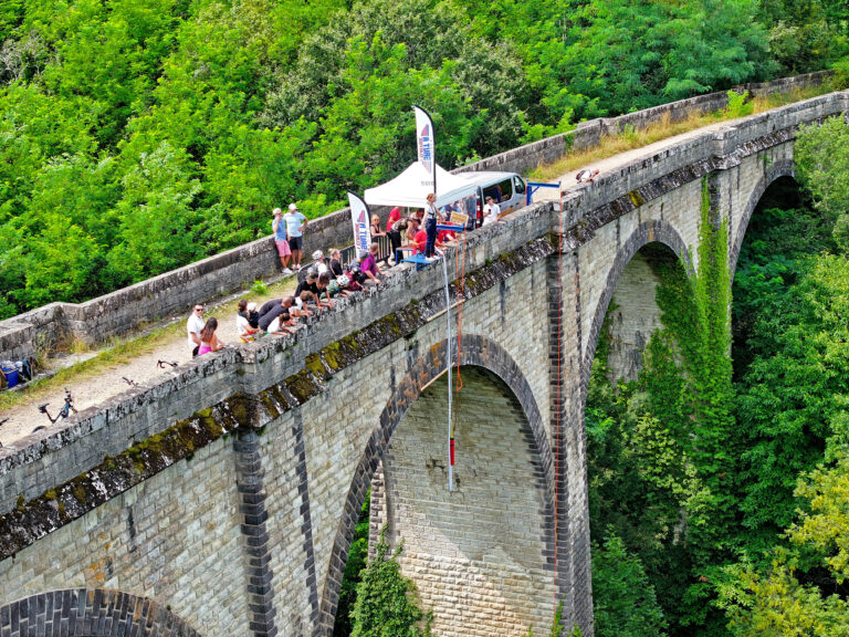 Saut à l'élastique aurillac